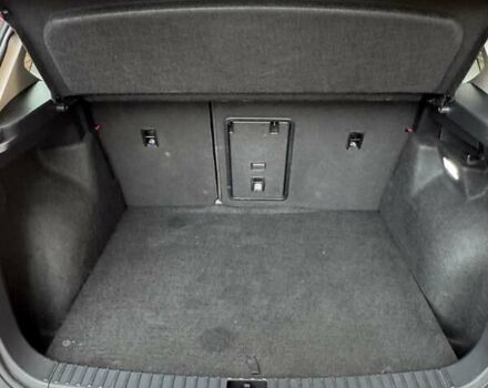 Красный Фольксваген Таос, объемом двигателя 1.5 л и пробегом 16 тыс. км за 25000 $, фото 23 на Automoto.ua