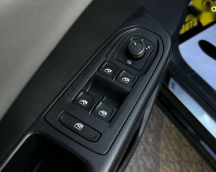 Фольксваген Таос, объемом двигателя 1.5 л и пробегом 81 тыс. км за 19999 $, фото 14 на Automoto.ua