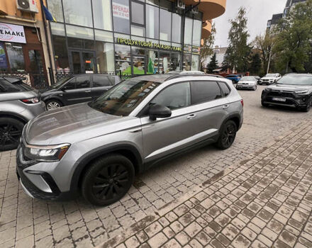 Сірий Фольксваген Таос, об'ємом двигуна 1.5 л та пробігом 78 тис. км за 18900 $, фото 1 на Automoto.ua