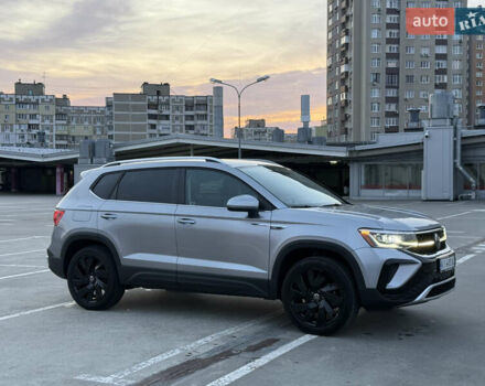 Серый Фольксваген Таос, объемом двигателя 1.5 л и пробегом 13 тыс. км за 25900 $, фото 19 на Automoto.ua