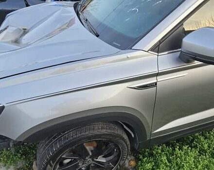 Серый Фольксваген Таос, объемом двигателя 1.5 л и пробегом 48 тыс. км за 9400 $, фото 8 на Automoto.ua