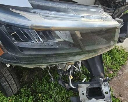 Серый Фольксваген Таос, объемом двигателя 1.5 л и пробегом 48 тыс. км за 9400 $, фото 6 на Automoto.ua