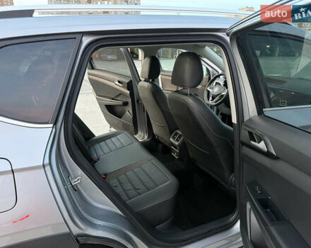 Серый Фольксваген Таос, объемом двигателя 1.5 л и пробегом 13 тыс. км за 25900 $, фото 65 на Automoto.ua