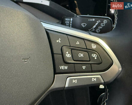 Серый Фольксваген Таос, объемом двигателя 1.5 л и пробегом 13 тыс. км за 25900 $, фото 48 на Automoto.ua