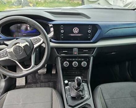 Серый Фольксваген Таос, объемом двигателя 1.5 л и пробегом 48 тыс. км за 9400 $, фото 15 на Automoto.ua