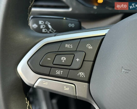 Серый Фольксваген Таос, объемом двигателя 1.5 л и пробегом 13 тыс. км за 25900 $, фото 47 на Automoto.ua