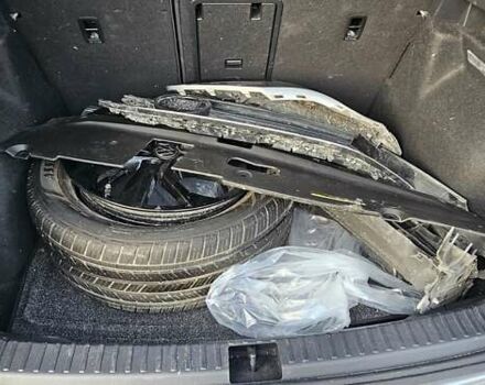 Серый Фольксваген Таос, объемом двигателя 1.5 л и пробегом 48 тыс. км за 9400 $, фото 3 на Automoto.ua