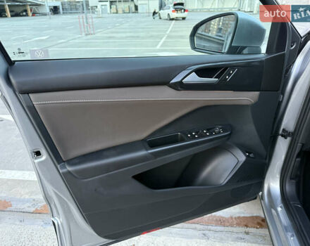 Серый Фольксваген Таос, объемом двигателя 1.5 л и пробегом 13 тыс. км за 25900 $, фото 42 на Automoto.ua