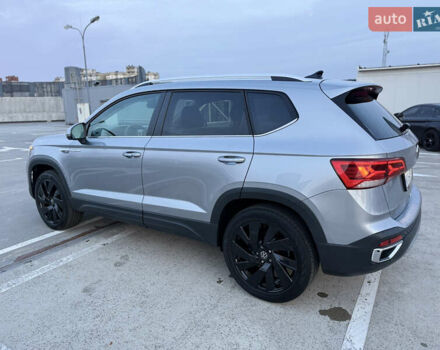 Серый Фольксваген Таос, объемом двигателя 1.5 л и пробегом 13 тыс. км за 25900 $, фото 8 на Automoto.ua