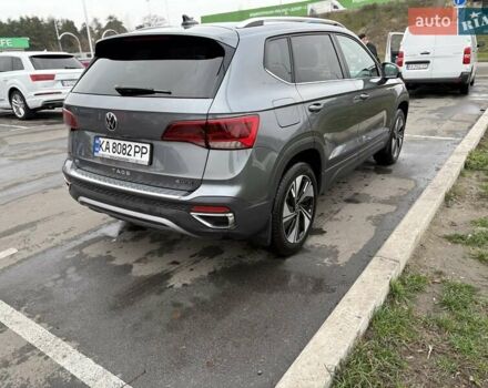 Серый Фольксваген Таос, объемом двигателя 1.5 л и пробегом 1 тыс. км за 25990 $, фото 3 на Automoto.ua