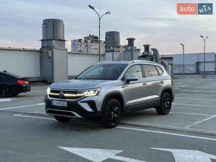 Серый Фольксваген Таос, объемом двигателя 1.5 л и пробегом 13 тыс. км за 25900 $, фото 1 на Automoto.ua