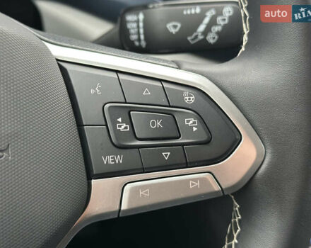 Синий Фольксваген Таос, объемом двигателя 1.5 л и пробегом 7 тыс. км за 22900 $, фото 30 на Automoto.ua