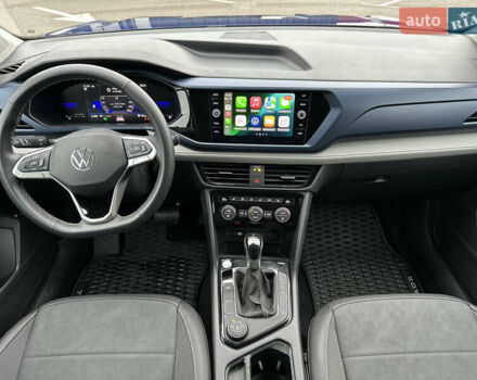 Синий Фольксваген Таос, объемом двигателя 1.5 л и пробегом 7 тыс. км за 22900 $, фото 21 на Automoto.ua