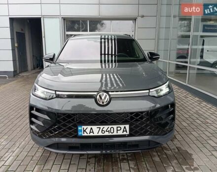Серый Фольксваген Tayron, объемом двигателя 1.97 л и пробегом 17 тыс. км за 55000 $, фото 2 на Automoto.ua