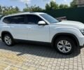 Белый Фольксваген Teramont, объемом двигателя 3.6 л и пробегом 132 тыс. км за 23000 $, фото 3 на Automoto.ua