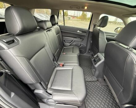 Черный Фольксваген Teramont, объемом двигателя 3.6 л и пробегом 163 тыс. км за 19900 $, фото 12 на Automoto.ua