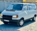 Серый Фольксваген Teramont, объемом двигателя 1.9 л и пробегом 380 тыс. км за 2250 $, фото 1 на Automoto.ua