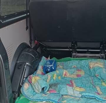 Сірий Фольксваген Teramont, об'ємом двигуна 1.97 л та пробігом 260 тис. км за 24500 $, фото 10 на Automoto.ua