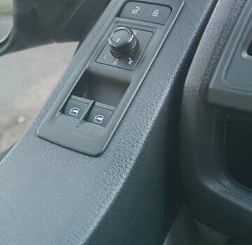 Сірий Фольксваген Teramont, об'ємом двигуна 1.97 л та пробігом 260 тис. км за 24500 $, фото 19 на Automoto.ua