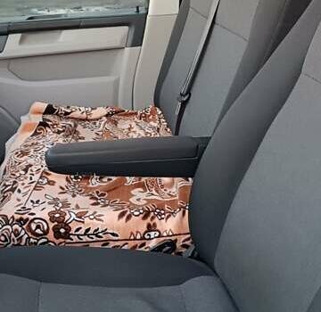 Сірий Фольксваген Teramont, об'ємом двигуна 1.97 л та пробігом 260 тис. км за 24500 $, фото 17 на Automoto.ua