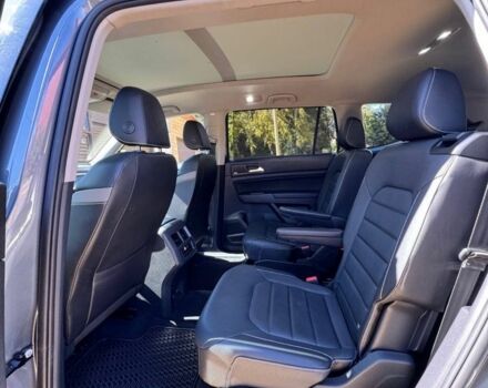 Сірий Фольксваген Teramont, об'ємом двигуна 3.6 л та пробігом 140 тис. км за 33500 $, фото 5 на Automoto.ua