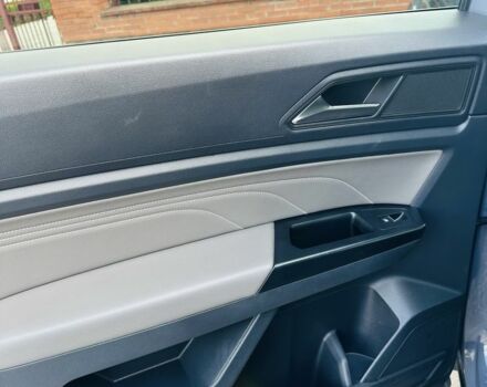 Сірий Фольксваген Teramont, об'ємом двигуна 3.6 л та пробігом 90 тис. км за 31500 $, фото 11 на Automoto.ua