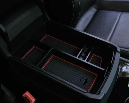 Серый Фольксваген Teramont, объемом двигателя 3.6 л и пробегом 50 тыс. км за 35000 $, фото 21 на Automoto.ua