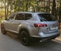 Серый Фольксваген Teramont, объемом двигателя 3.6 л и пробегом 50 тыс. км за 35000 $, фото 4 на Automoto.ua