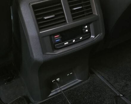 Серый Фольксваген Teramont, объемом двигателя 3.6 л и пробегом 50 тыс. км за 35000 $, фото 14 на Automoto.ua