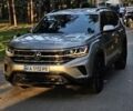 Серый Фольксваген Teramont, объемом двигателя 3.6 л и пробегом 50 тыс. км за 35000 $, фото 1 на Automoto.ua