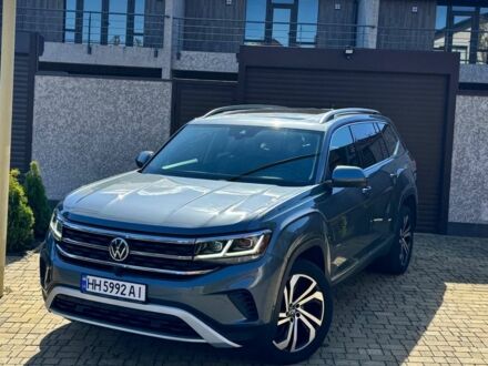 Сірий Фольксваген Teramont, об'ємом двигуна 3.6 л та пробігом 140 тис. км за 33500 $, фото 1 на Automoto.ua