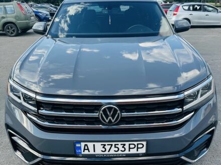 Сірий Фольксваген Teramont, об'ємом двигуна 3.6 л та пробігом 90 тис. км за 31500 $, фото 1 на Automoto.ua