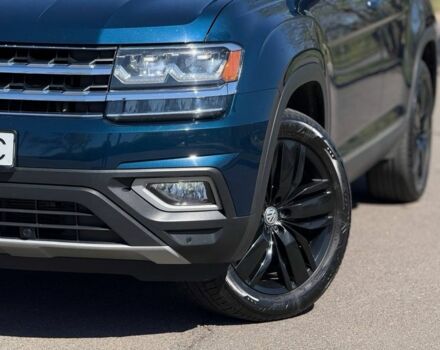 Синій Фольксваген Teramont, об'ємом двигуна 3.6 л та пробігом 63 тис. км за 24000 $, фото 3 на Automoto.ua