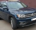 Синий Фольксваген Teramont, объемом двигателя 0 л и пробегом 15 тыс. км за 25000 $, фото 1 на Automoto.ua
