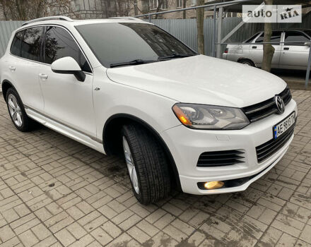 Білий Фольксваген Touareg R, об'ємом двигуна 3 л та пробігом 172 тис. км за 26800 $, фото 41 на Automoto.ua