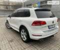 Білий Фольксваген Touareg R, об'ємом двигуна 3 л та пробігом 172 тис. км за 26800 $, фото 21 на Automoto.ua