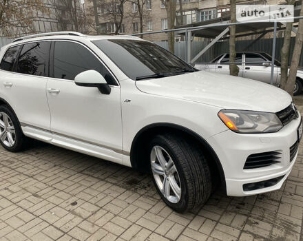 Білий Фольксваген Touareg R, об'ємом двигуна 3 л та пробігом 172 тис. км за 26800 $, фото 36 на Automoto.ua