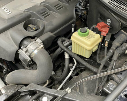 Черный Фольксваген Touareg R, объемом двигателя 3 л и пробегом 205 тыс. км за 26500 $, фото 34 на Automoto.ua