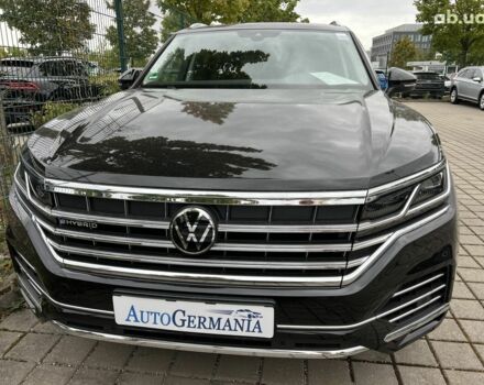 Фольксваген Touareg R, объемом двигателя 0 л и пробегом 4 тыс. км за 98932 $, фото 12 на Automoto.ua