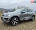 Серый Фольксваген Touareg R, объемом двигателя 3 л и пробегом 109 тыс. км за 43499 $, фото 1 на Automoto.ua