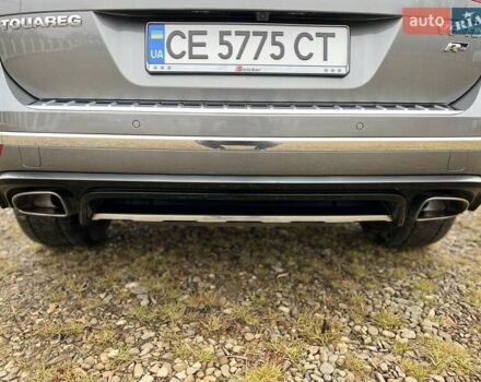 Серый Фольксваген Touareg R, объемом двигателя 3 л и пробегом 109 тыс. км за 43499 $, фото 14 на Automoto.ua