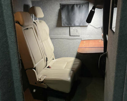 Белый Фольксваген Transporter, объемом двигателя 1.97 л и пробегом 199 тыс. км за 25000 $, фото 14 на Automoto.ua