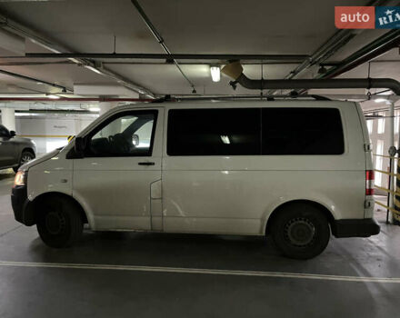 Белый Фольксваген Transporter, объемом двигателя 1.97 л и пробегом 199 тыс. км за 25000 $, фото 2 на Automoto.ua