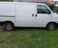 Білий Фольксваген Transporter, об'ємом двигуна 1.9 л та пробігом 232 тис. км за 6200 $, фото 2 на Automoto.ua