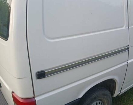 Білий Фольксваген Transporter, об'ємом двигуна 1.9 л та пробігом 232 тис. км за 6200 $, фото 11 на Automoto.ua