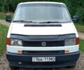 Белый Фольксваген Transporter, объемом двигателя 0 л и пробегом 200 тыс. км за 4000 $, фото 1 на Automoto.ua
