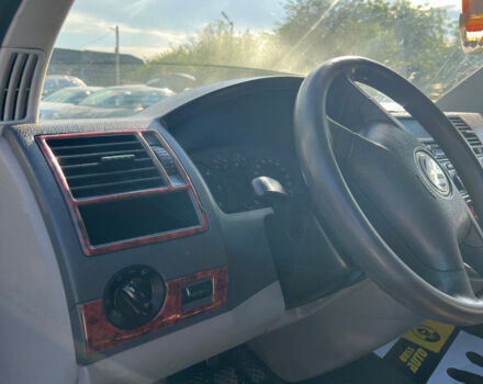 Белый Фольксваген Transporter, объемом двигателя 2.5 л и пробегом 257 тыс. км за 6900 $, фото 8 на Automoto.ua