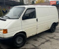 Білий Фольксваген Transporter, об'ємом двигуна 1.9 л та пробігом 330 тис. км за 4200 $, фото 9 на Automoto.ua