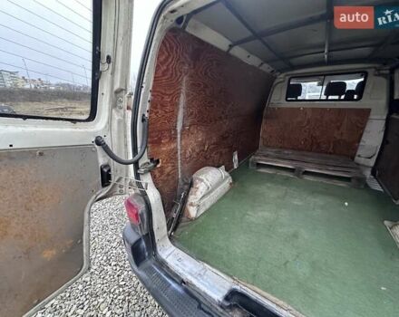 Белый Фольксваген Transporter, объемом двигателя 1.9 л и пробегом 370 тыс. км за 2799 $, фото 19 на Automoto.ua