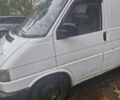 Білий Фольксваген Transporter, об'ємом двигуна 2.4 л та пробігом 400 тис. км за 4500 $, фото 1 на Automoto.ua